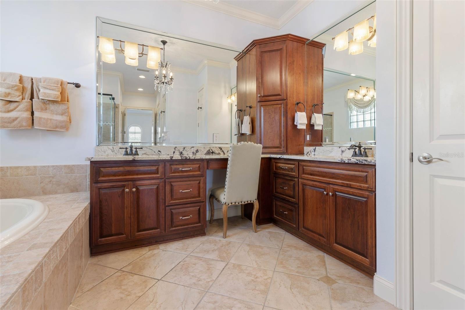 262 YACHT HARBOR DR, PALM COAST, FL, 32137