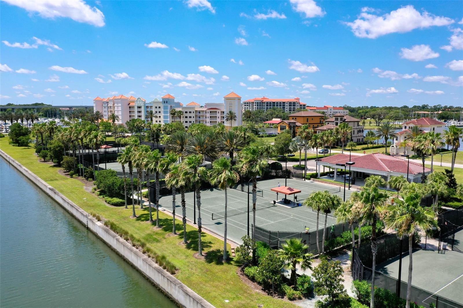 262 YACHT HARBOR DR, PALM COAST, FL, 32137