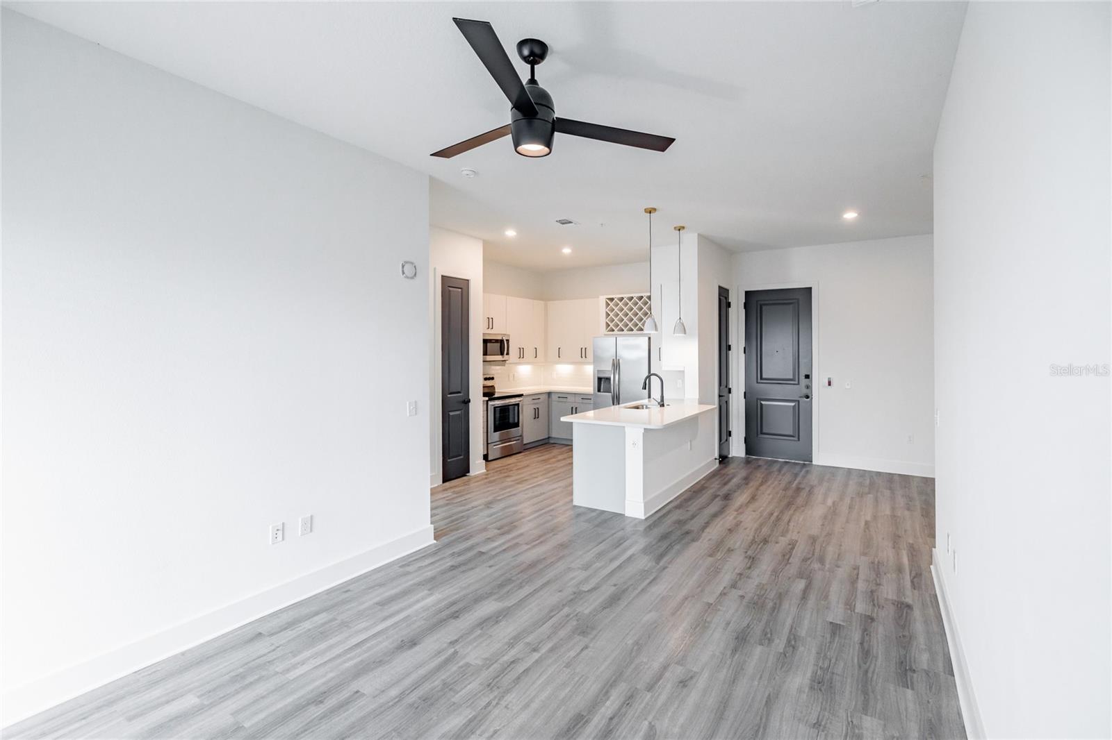 1420 LAKEFRONT DR #3313, SARASOTA, FL, 34240