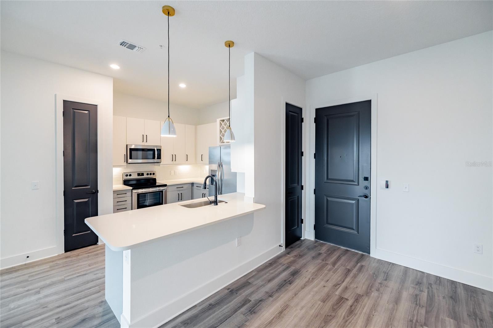 1420 LAKEFRONT DR #3313, SARASOTA, FL, 34240