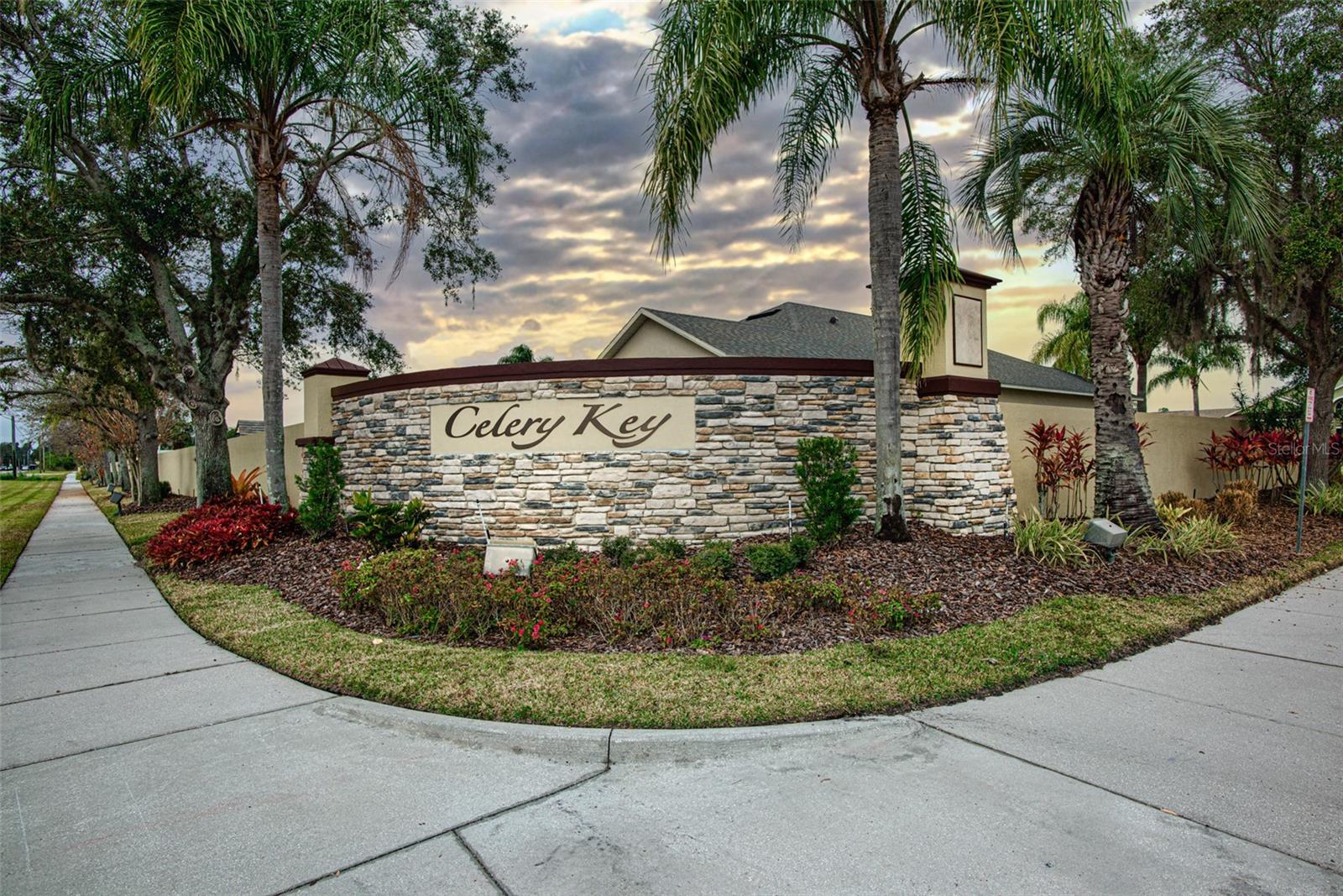 352 CONCH KEY WAY, SANFORD, FL, 32771