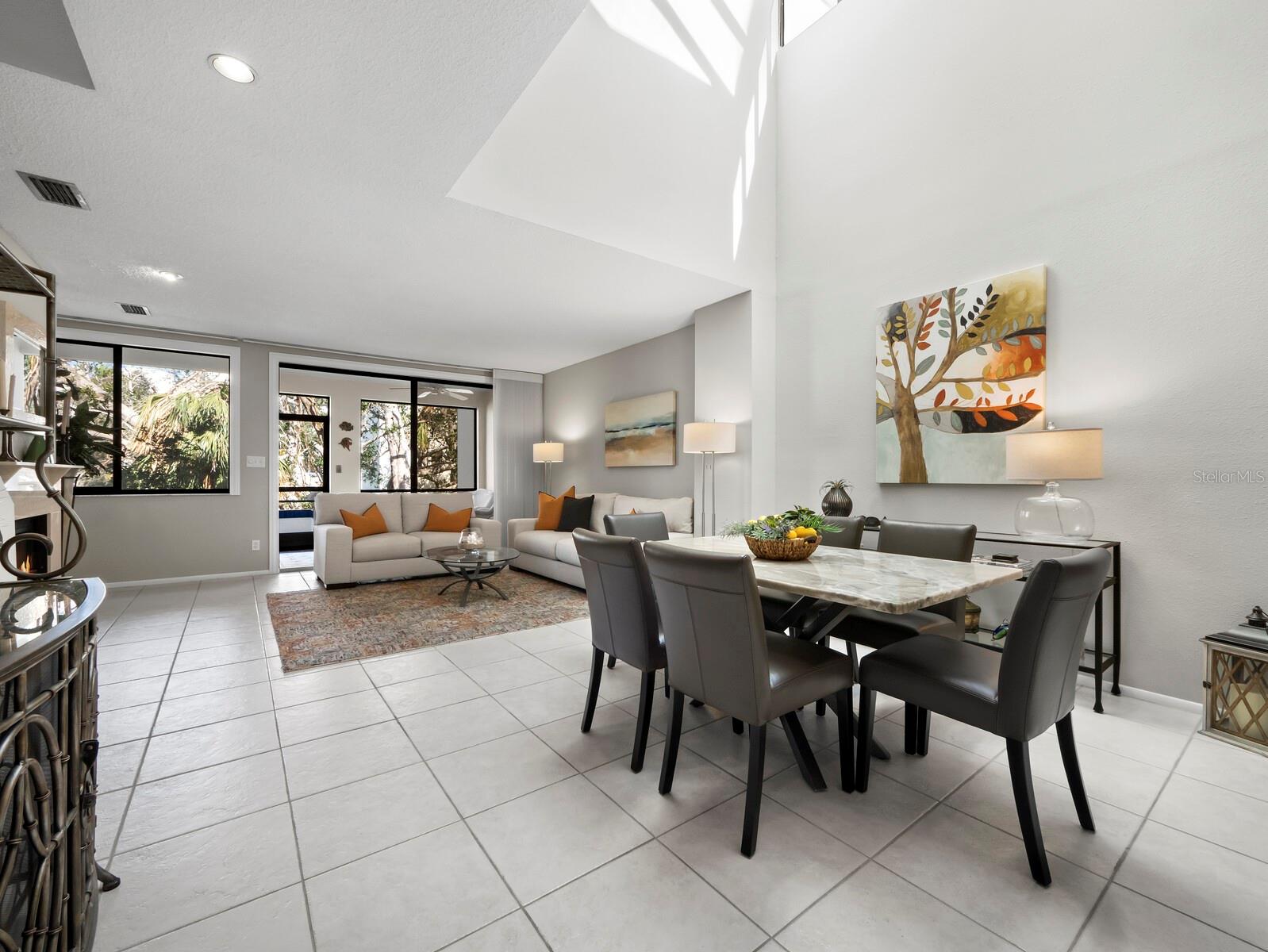 1922 HARBOURSIDE DR #1102, LONGBOAT KEY, FL, 34228