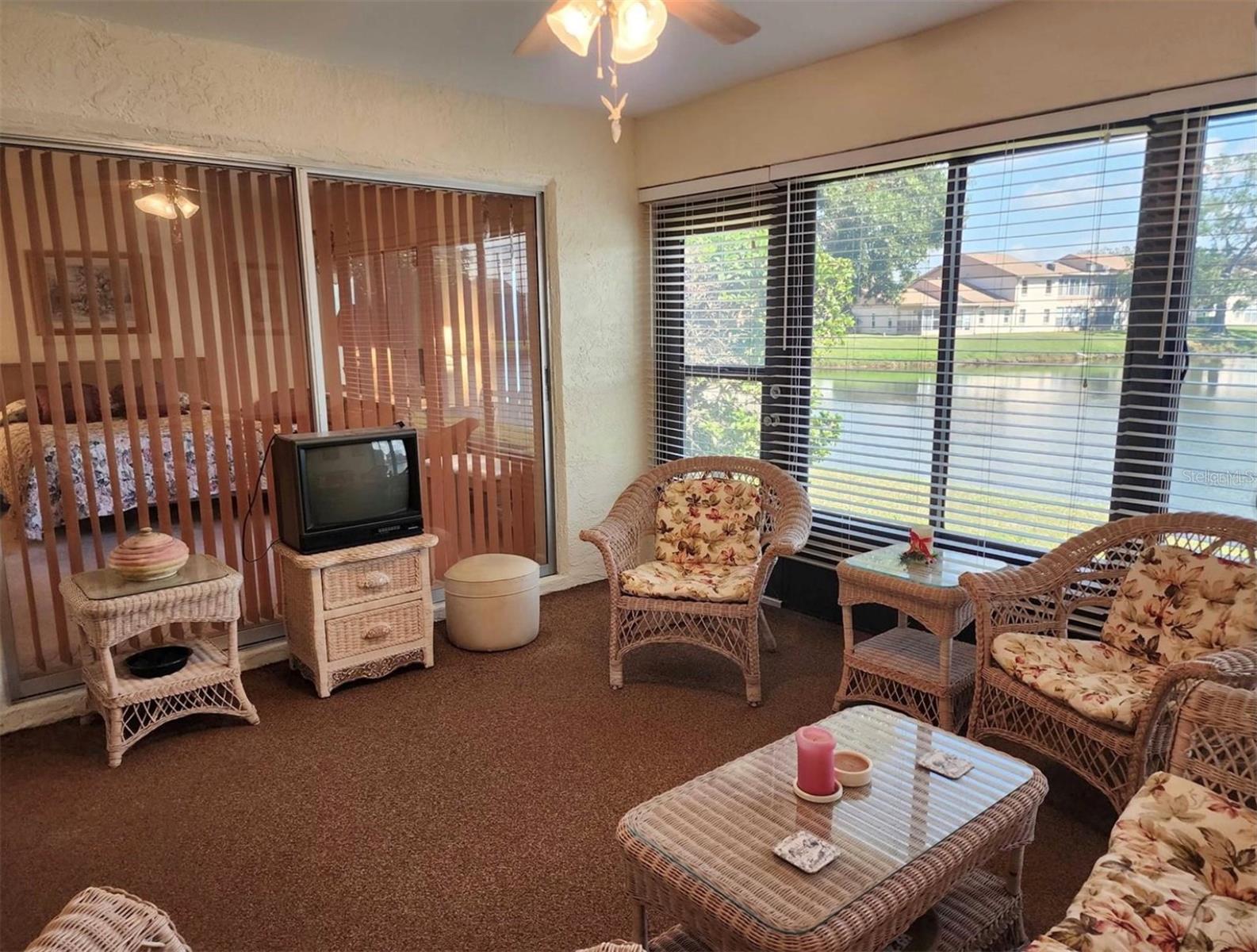 1040 BOWSPRIT LN #1306, HOLIDAY, FL, 34691