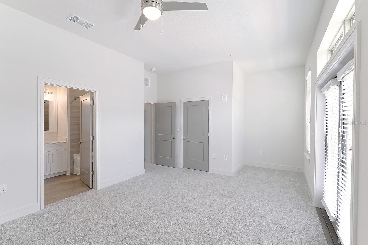 1420 LAKEFRONT DR #TH-203, SARASOTA, FL, 34240