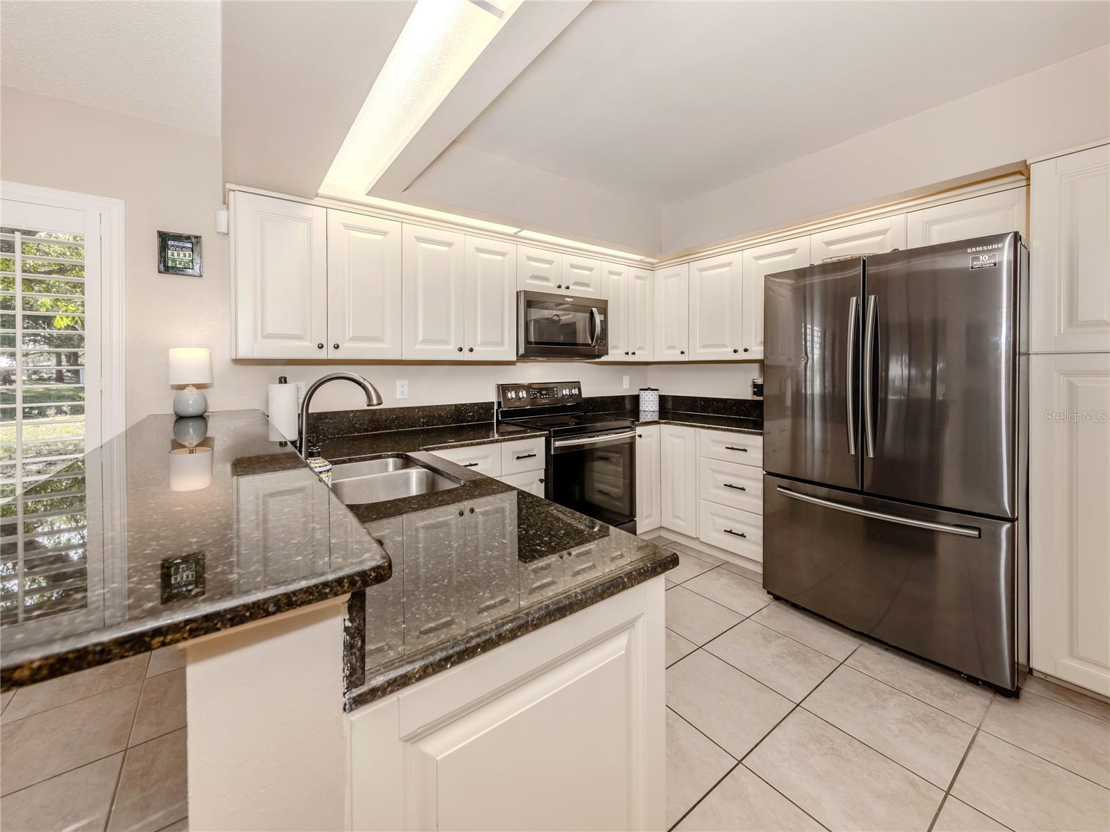 341 PEMBROKE LN #227, VENICE, FL, 34293