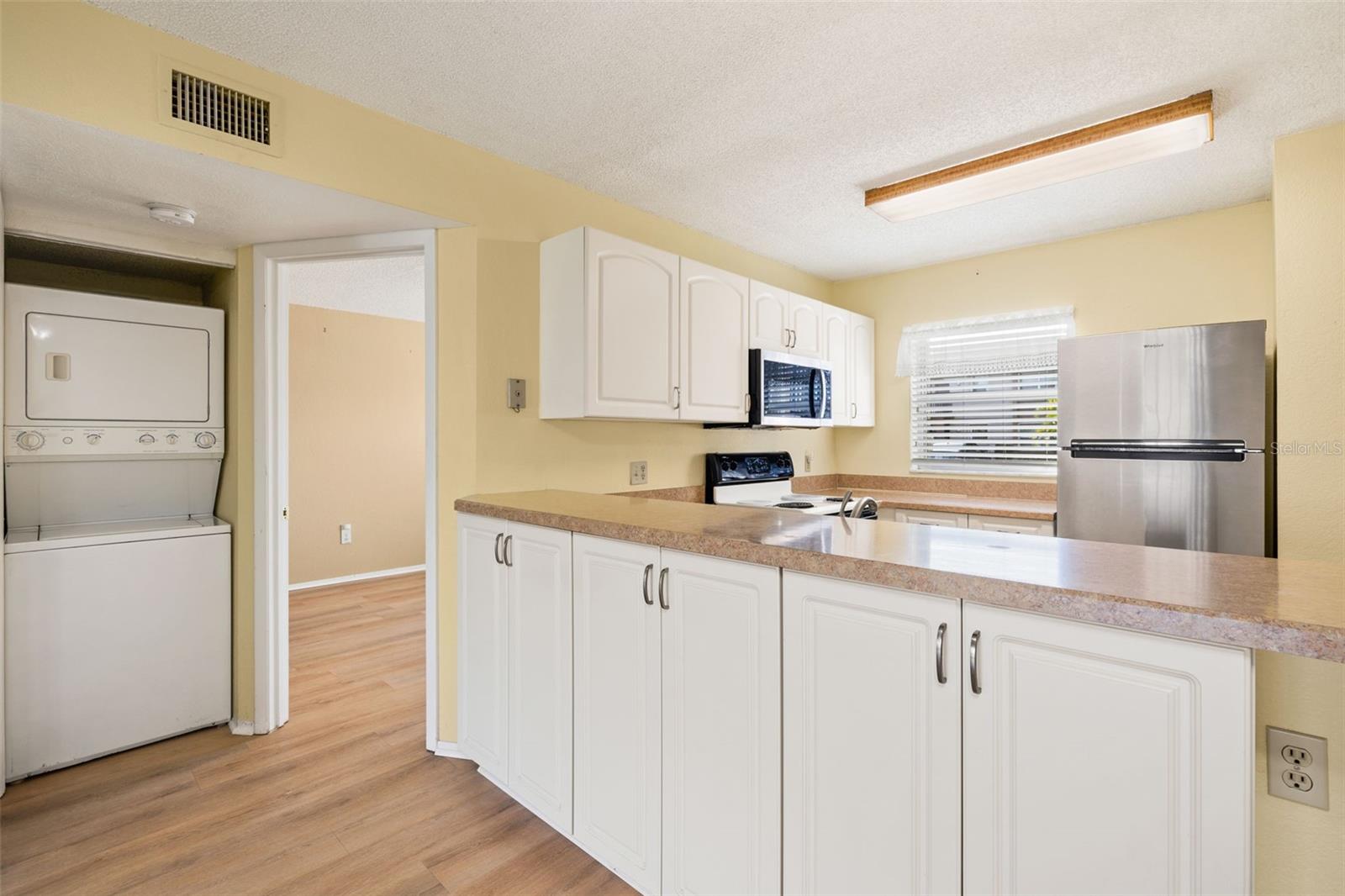 25100 SANDHILL BLVD #102, PUNTA GORDA, FL, 33983