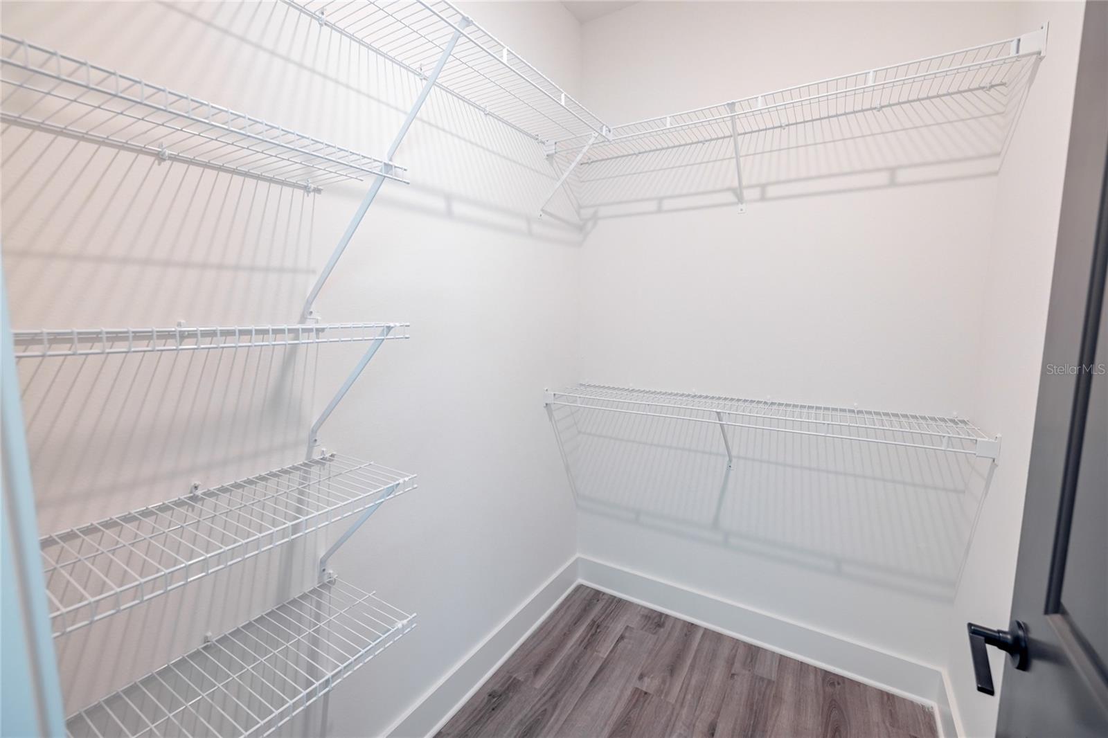 1420 LAKEFRONT DR #6111, SARASOTA, FL, 34240