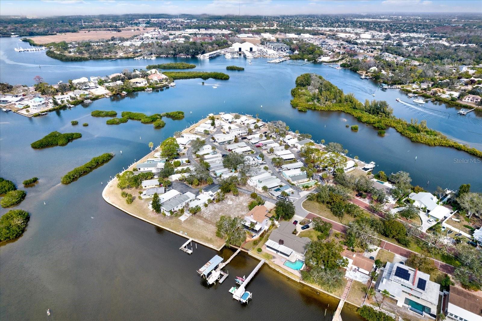 800 CHESAPEAKE DR #13, TARPON SPRINGS, FL, 34689