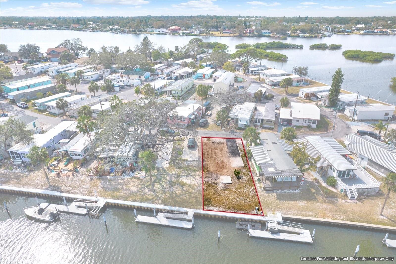 800 CHESAPEAKE DR #13, TARPON SPRINGS, FL, 34689