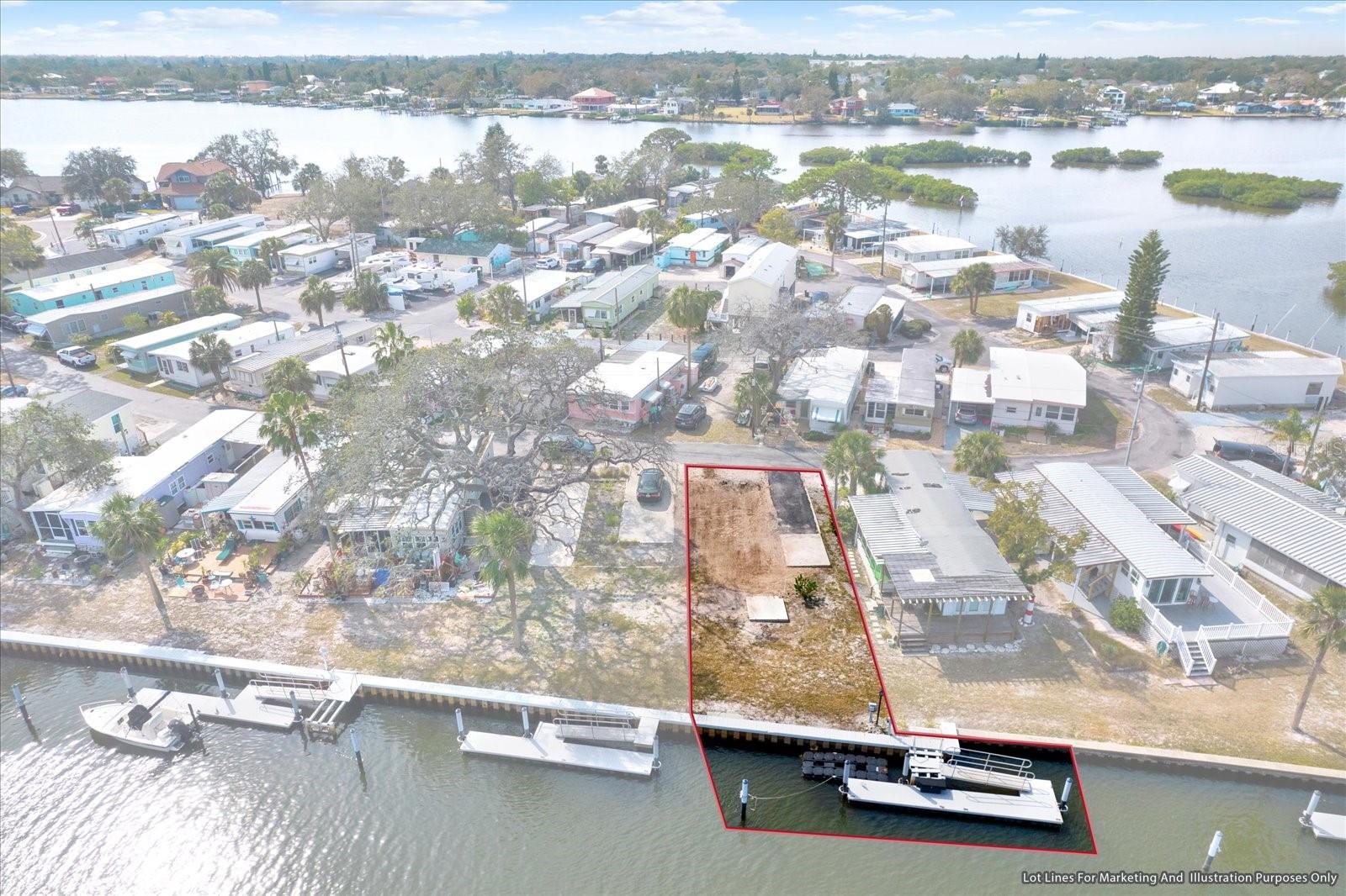 800 CHESAPEAKE DR #13, TARPON SPRINGS, FL, 34689