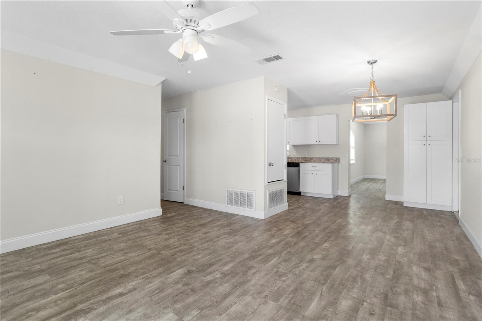 1606 NAVARRE AVE, ORLANDO, FL, 32822