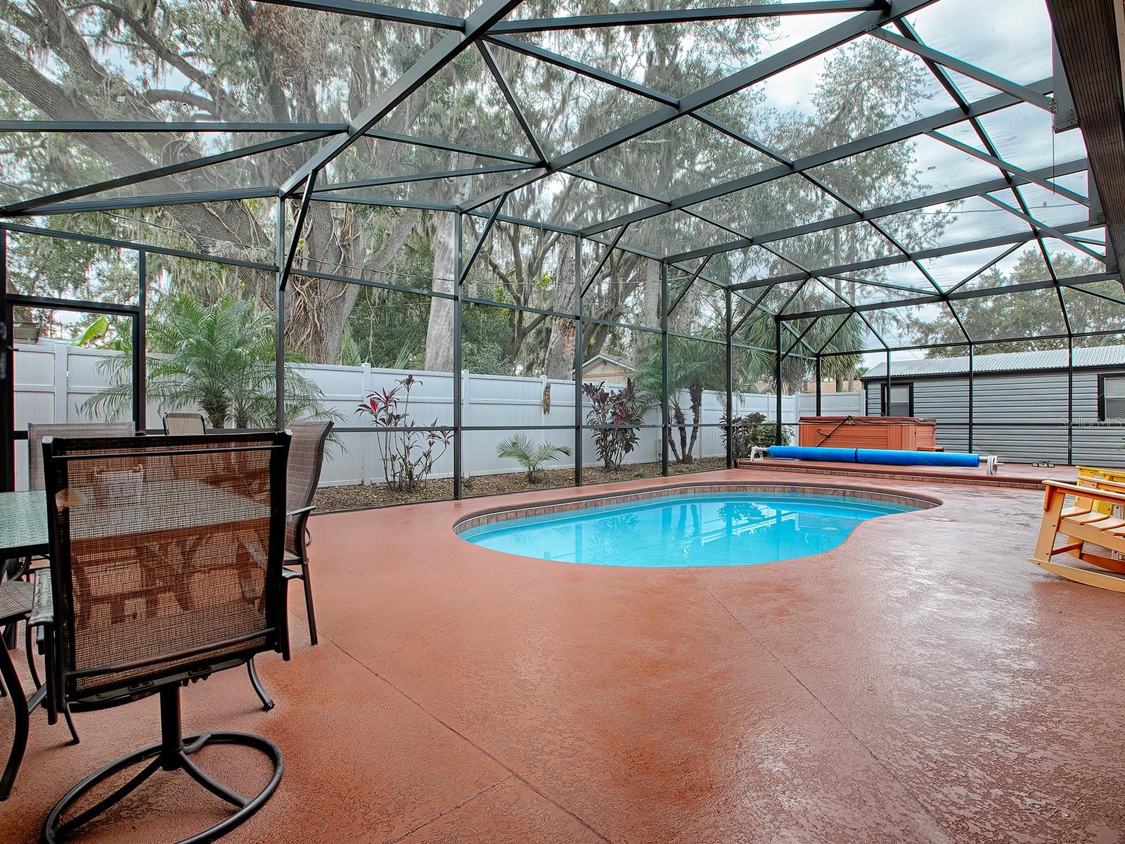 1415 PARK AVE, TAVARES, FL, 32778