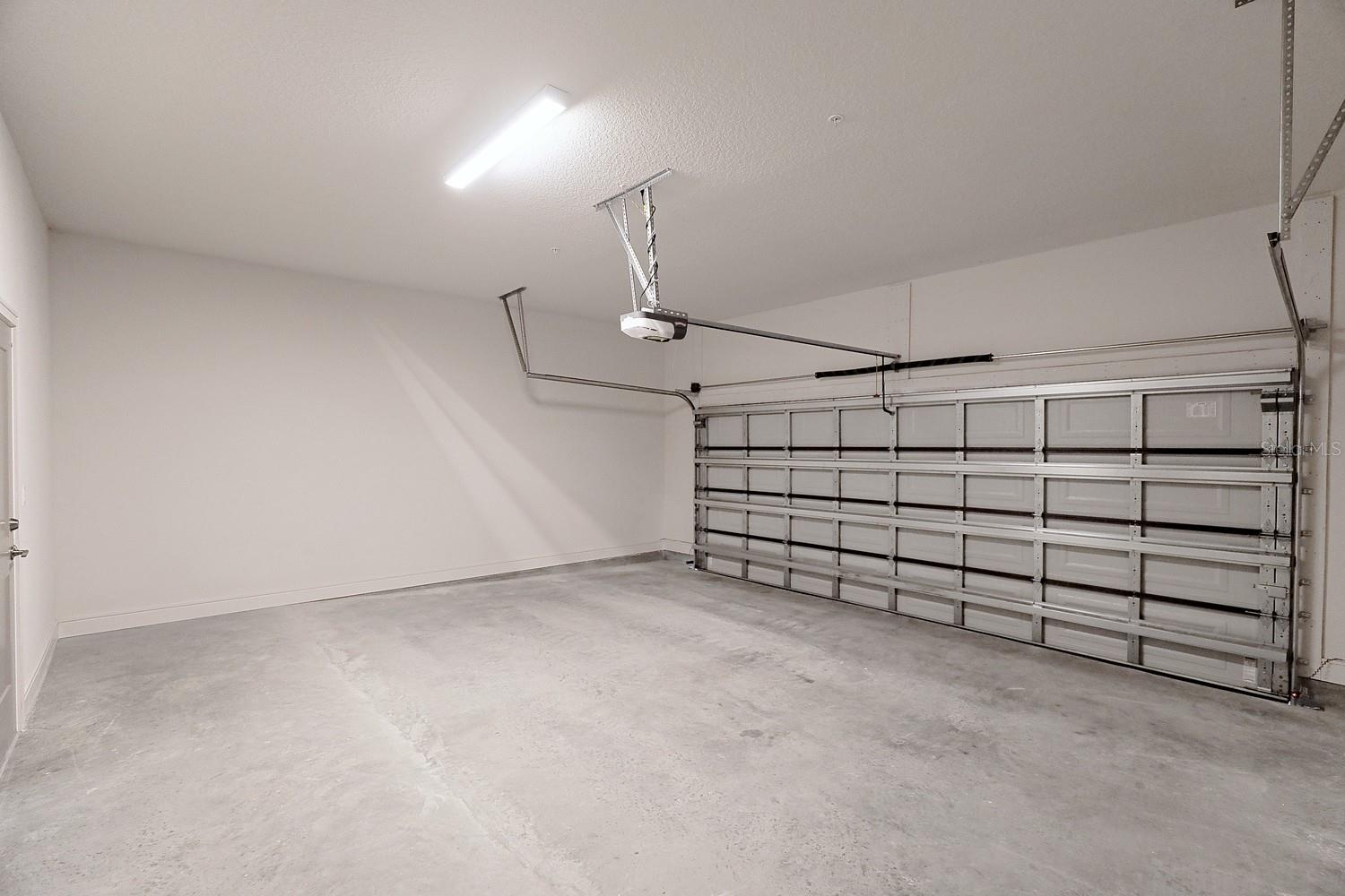 1420 LAKEFRONT DR #TH-104, SARASOTA, FL, 34240