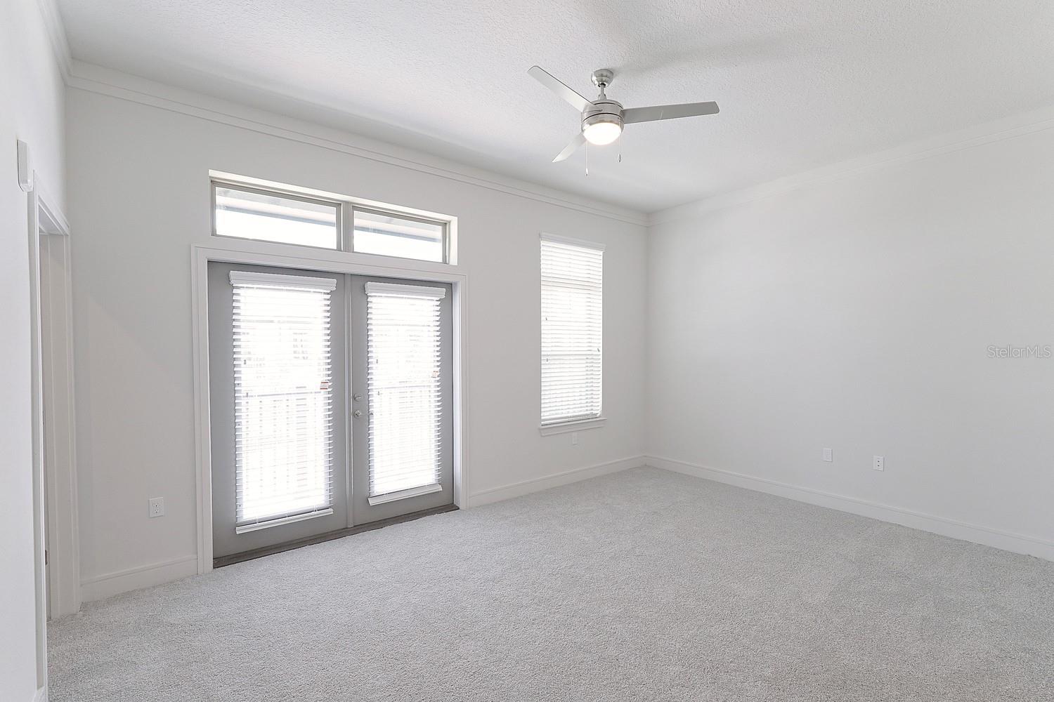 1420 LAKEFRONT DR #TH-104, SARASOTA, FL, 34240