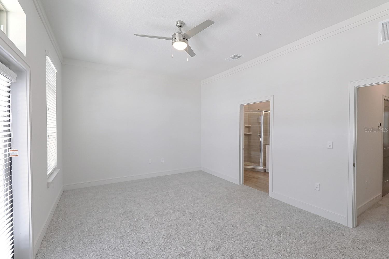 1420 LAKEFRONT DR #TH-104, SARASOTA, FL, 34240