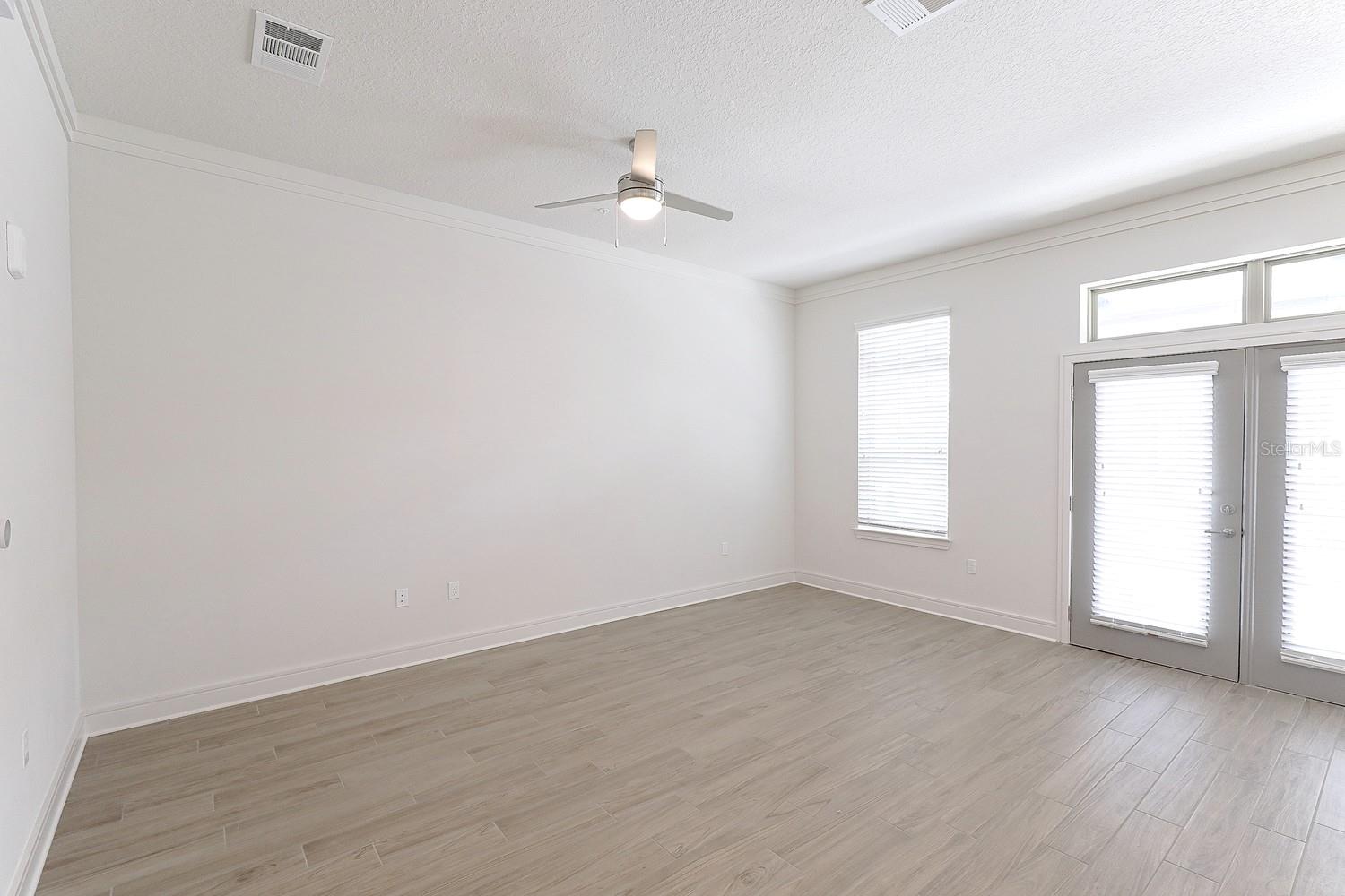 1420 LAKEFRONT DR #TH-104, SARASOTA, FL, 34240