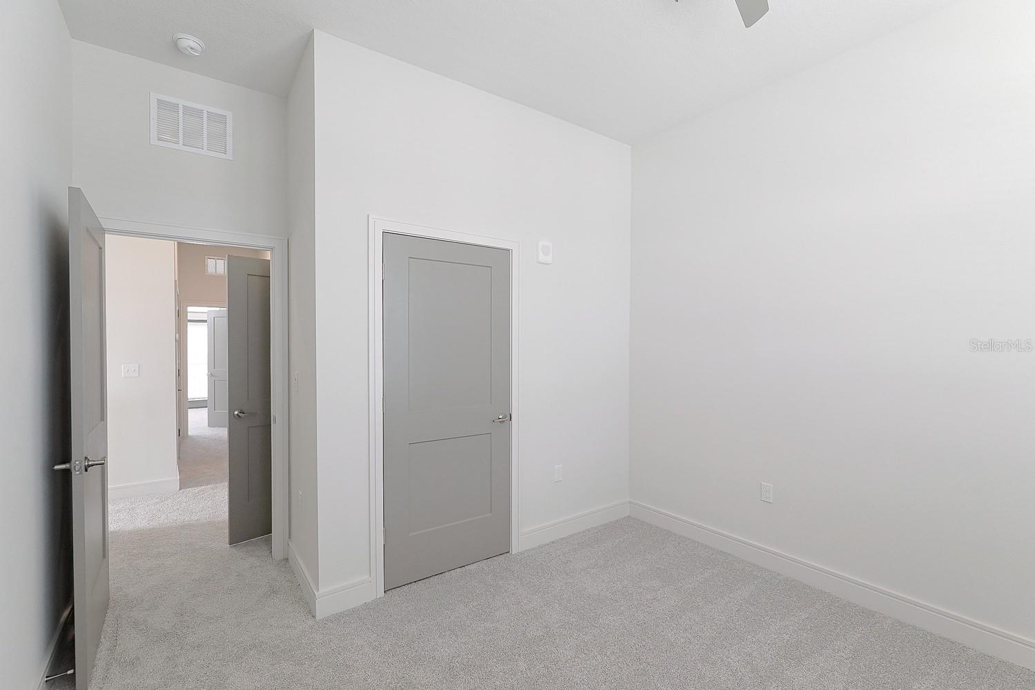 1420 LAKEFRONT DR #TH-101, SARASOTA, FL, 34240