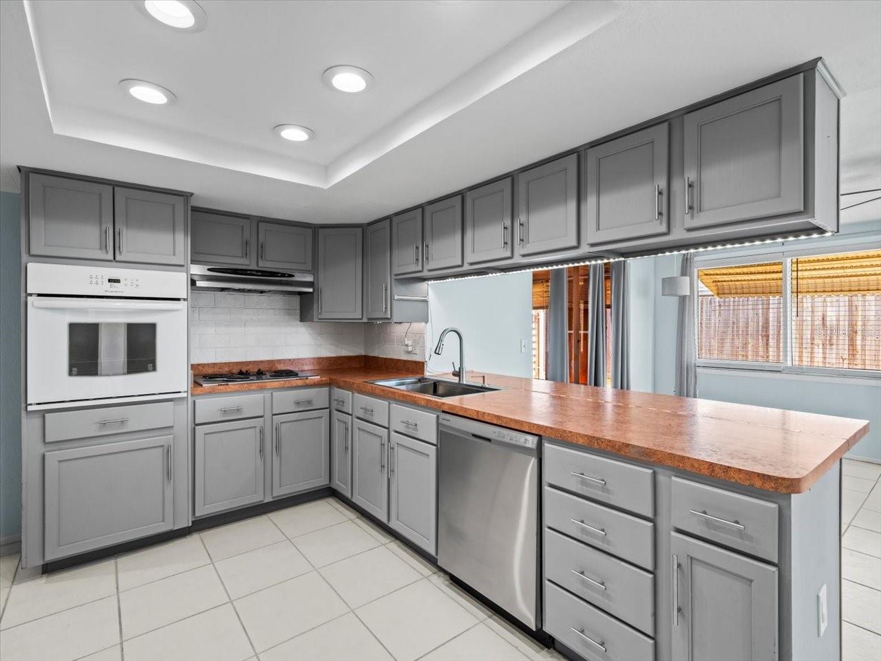 3654 BLACKHAWK DR, NEW PORT RICHEY, FL, 34652