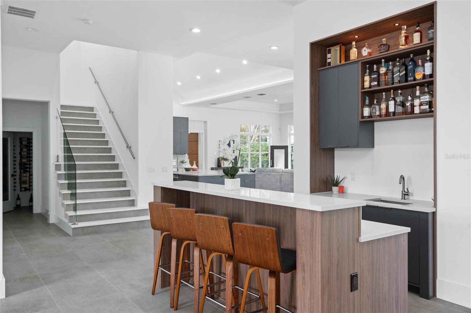 O6276258 Property Photo