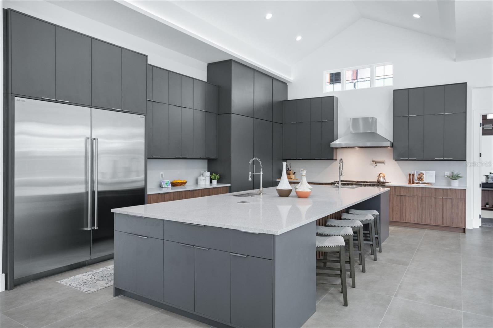 O6276258 Property Photo