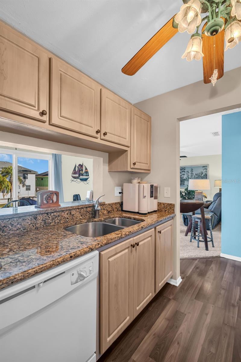 355 MOORINGS COVE DR #355, TARPON SPRINGS, FL, 34689