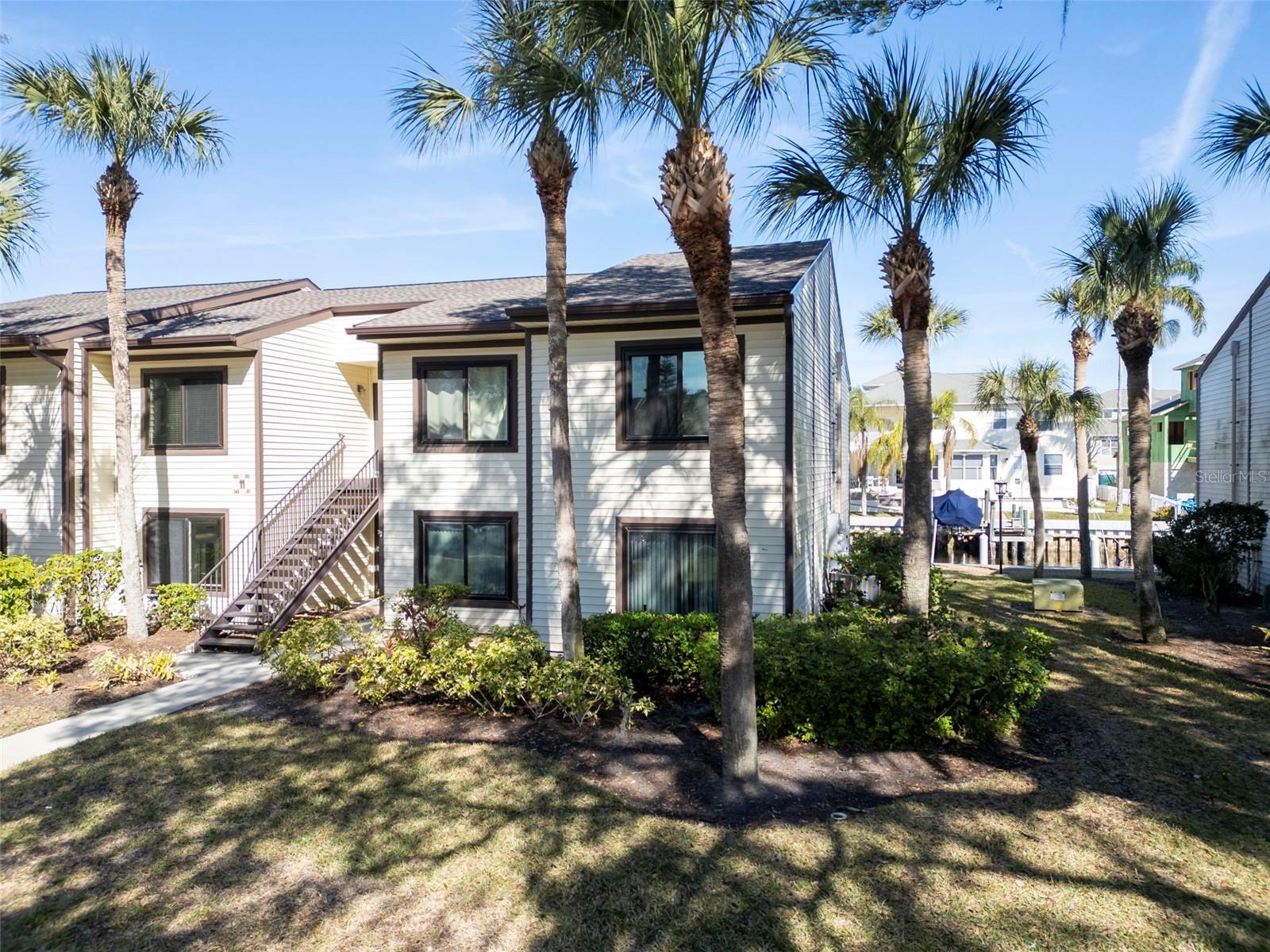 355 MOORINGS COVE DR #355, TARPON SPRINGS, FL, 34689