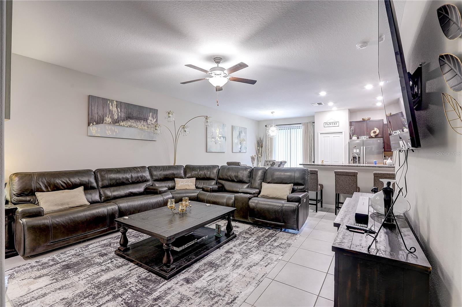 9626 PEMBROOKE PINES DR, SUN CITY CENTER, FL, 33573