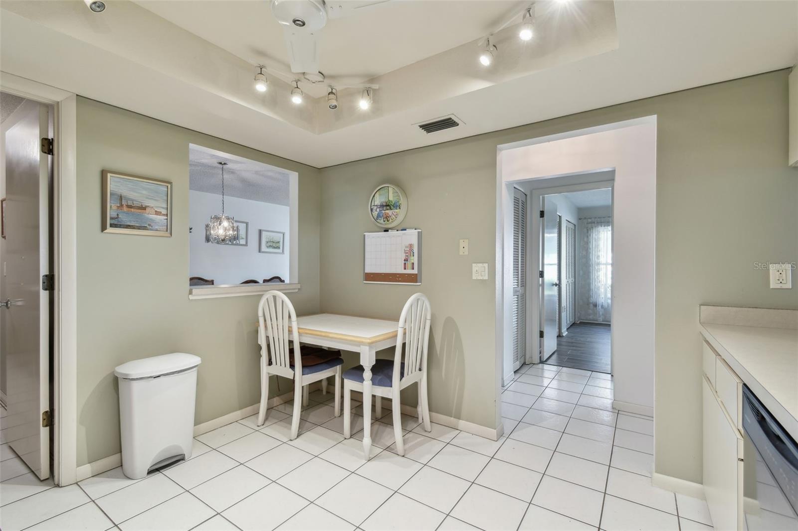 4329 DRESDEN LN #20, SARASOTA, FL, 34233