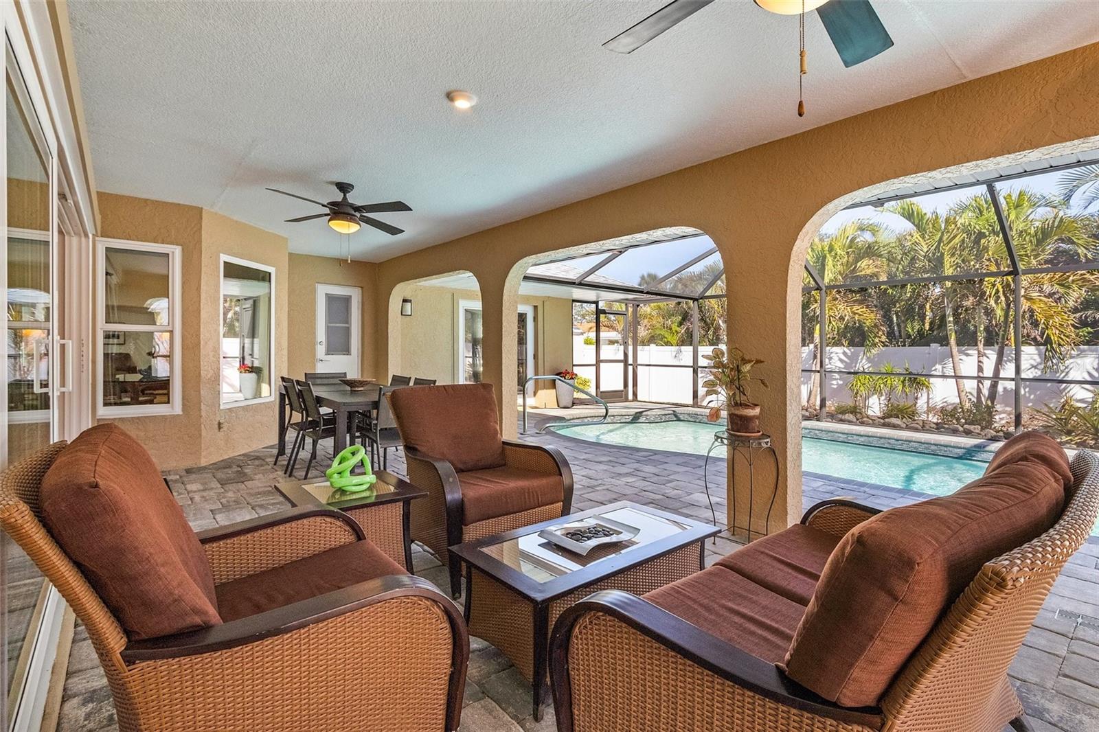 909 DAWN ST, VENICE, FL, 34285