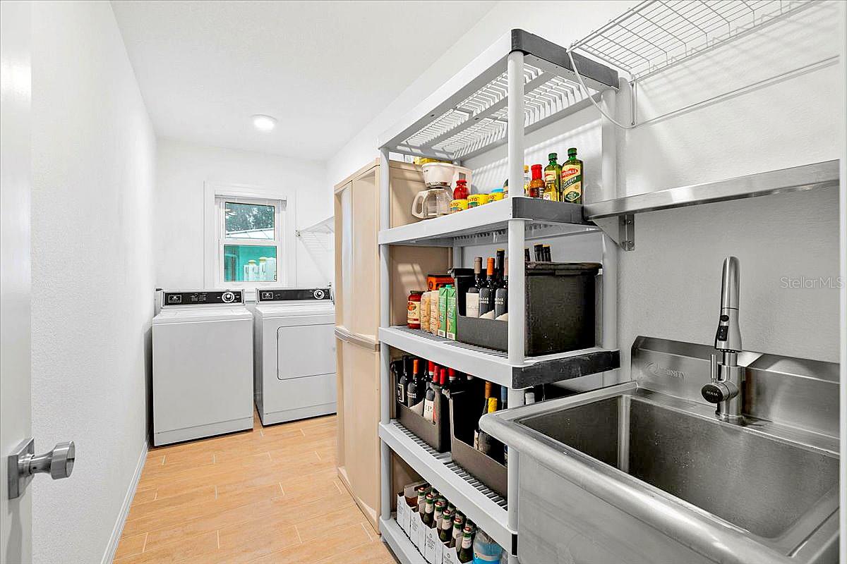 909 DAWN ST, VENICE, FL, 34285