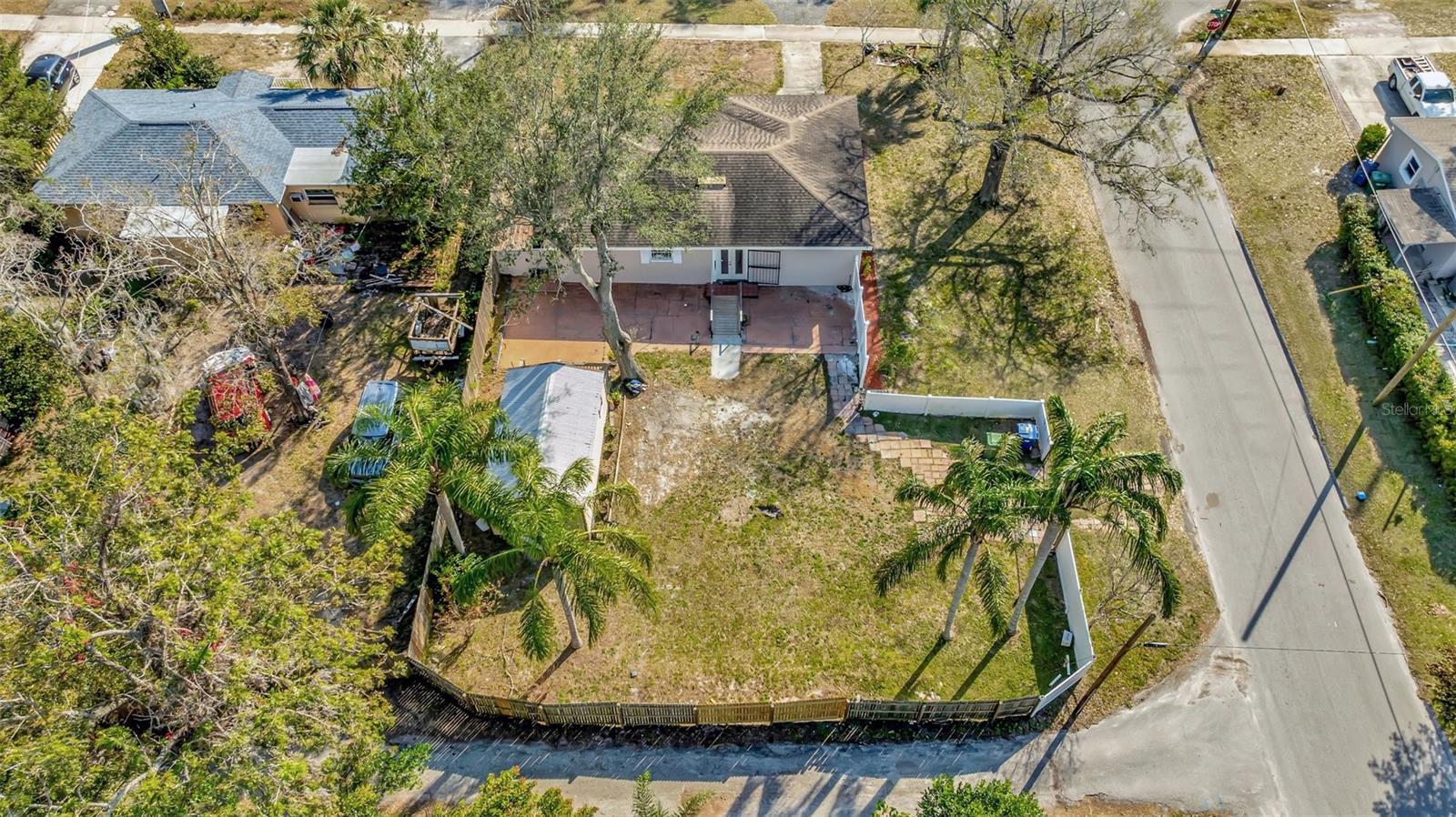 1423 W LINEBAUGH AVE, TAMPA, FL, 33612