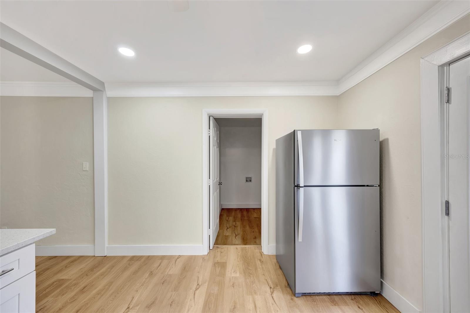 1423 W LINEBAUGH AVE, TAMPA, FL, 33612