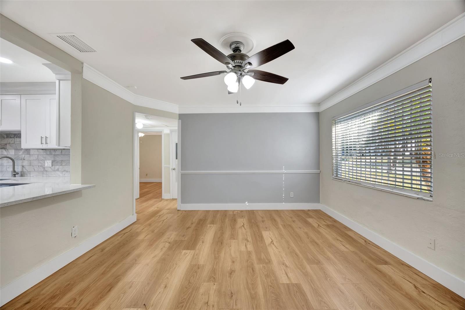 1423 W LINEBAUGH AVE, TAMPA, FL, 33612