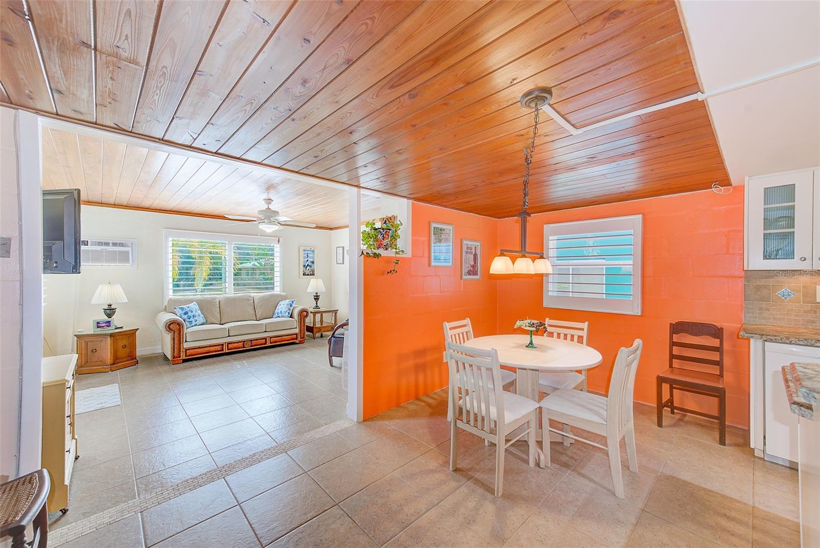 604 PENNSYLVANIA AVE, CRYSTAL BEACH, FL, 34681