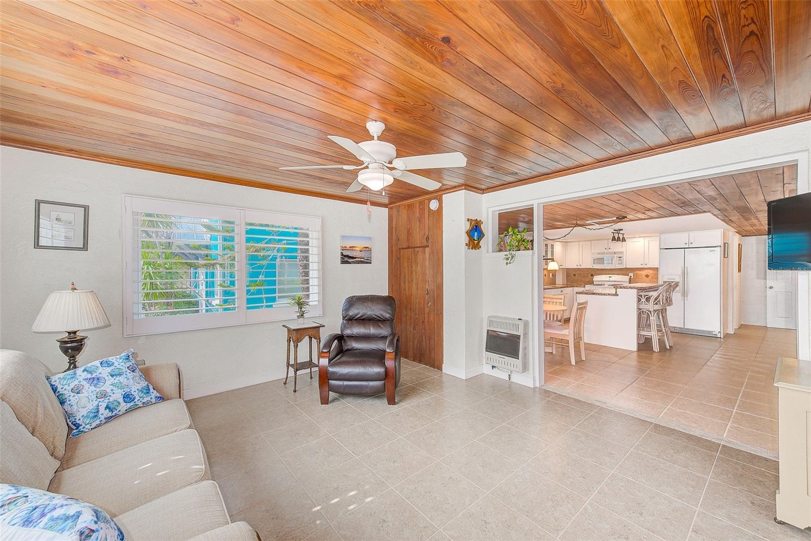 604 PENNSYLVANIA AVE, CRYSTAL BEACH, FL, 34681