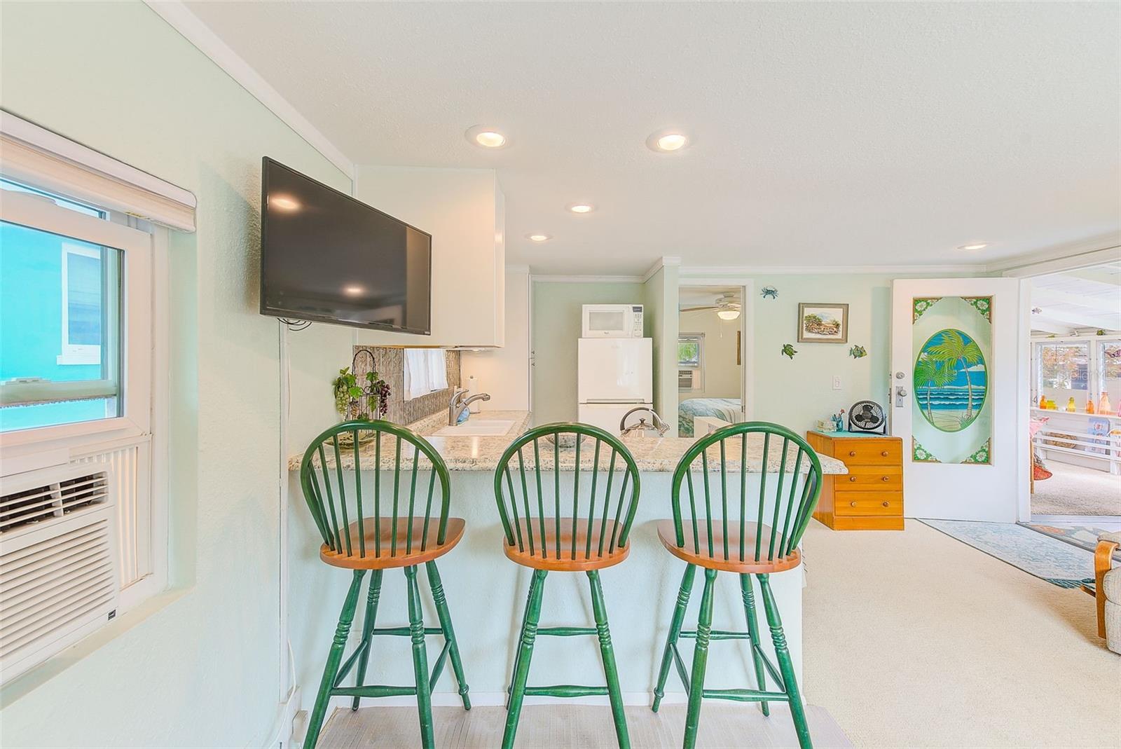 604 PENNSYLVANIA AVE, CRYSTAL BEACH, FL, 34681