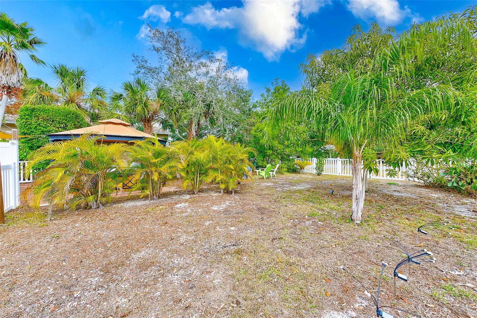 604 PENNSYLVANIA AVE, CRYSTAL BEACH, FL, 34681