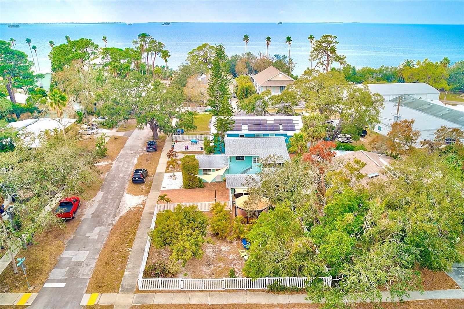 604 PENNSYLVANIA AVE, CRYSTAL BEACH, FL, 34681