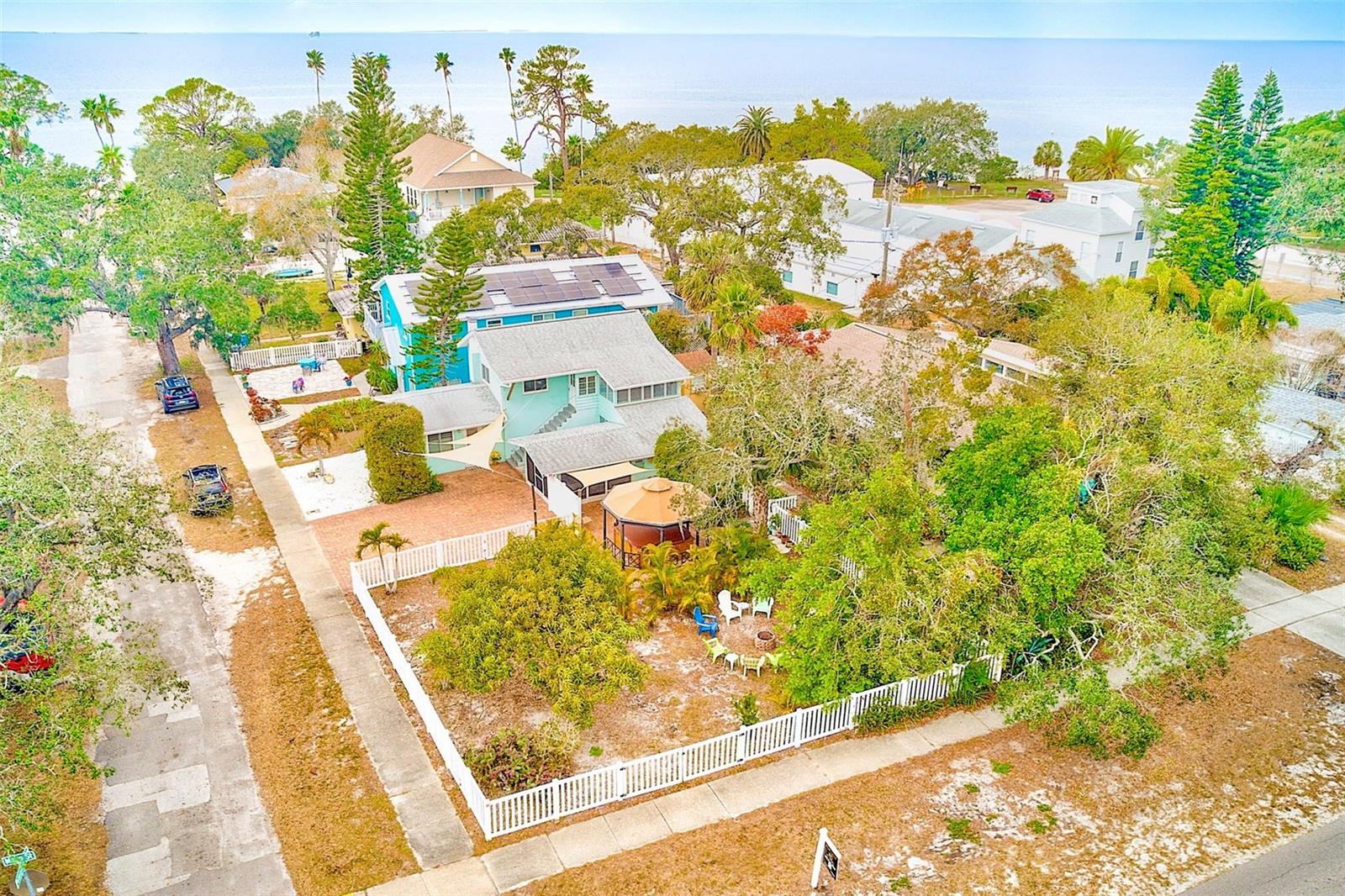 604 PENNSYLVANIA AVE, CRYSTAL BEACH, FL, 34681