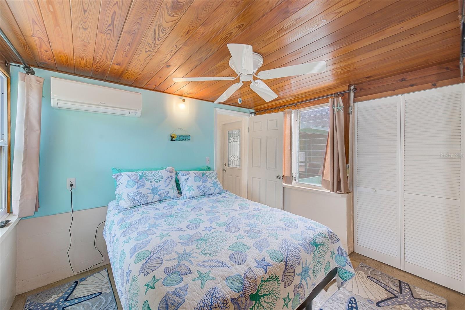 604 PENNSYLVANIA AVE, CRYSTAL BEACH, FL, 34681