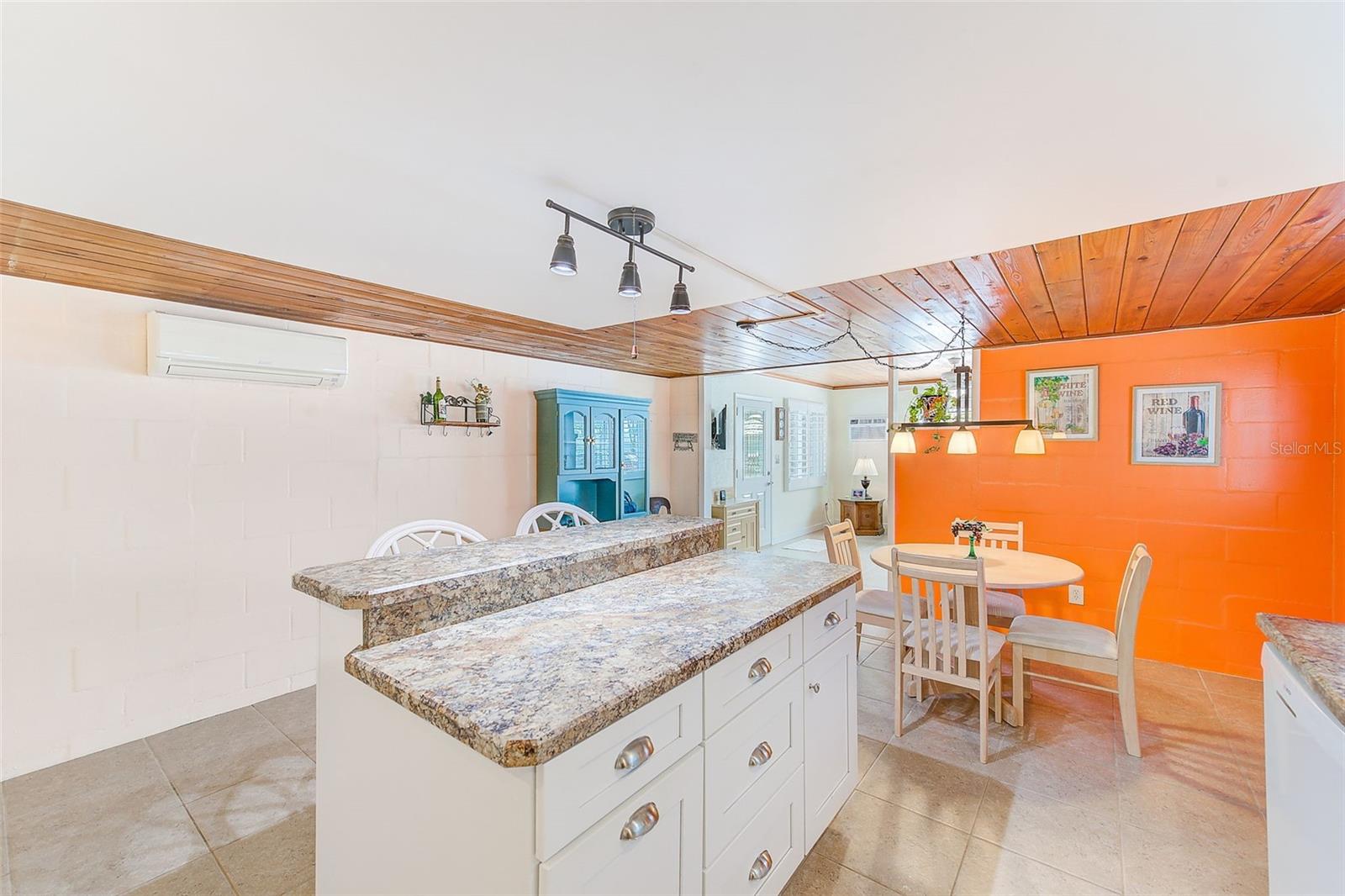604 PENNSYLVANIA AVE, CRYSTAL BEACH, FL, 34681
