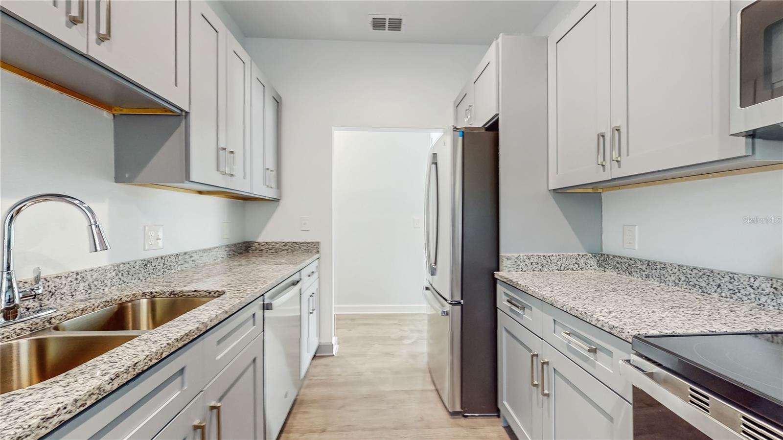 223 STANLEY AVE, FROSTPROOF, FL, 33843
