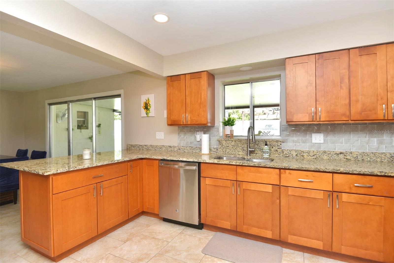 983 ELEANOR AVE, DELTONA, FL, 32725