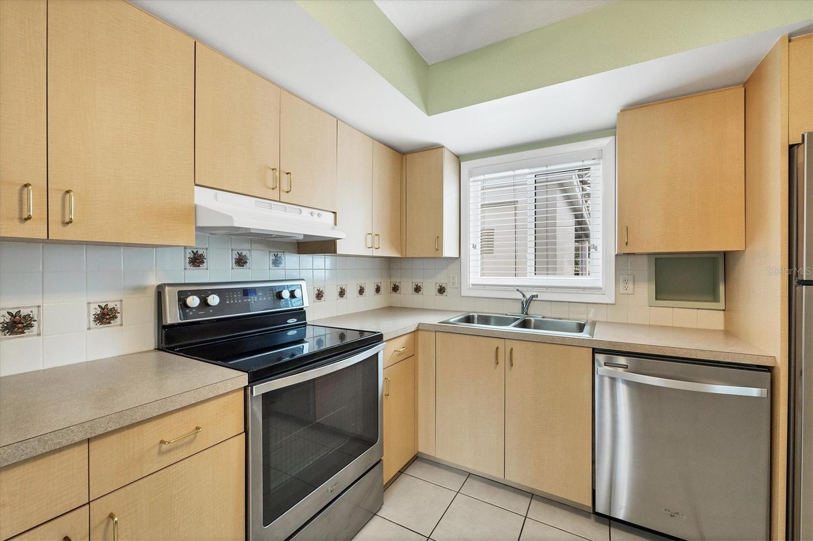 1815 VERA PL #9, SARASOTA, FL, 34235