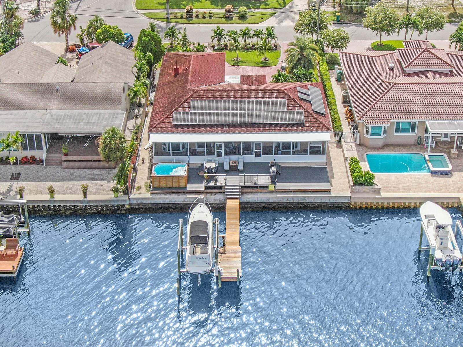 1818 DOLPHIN BLVD S, ST PETERSBURG, FL, 33707