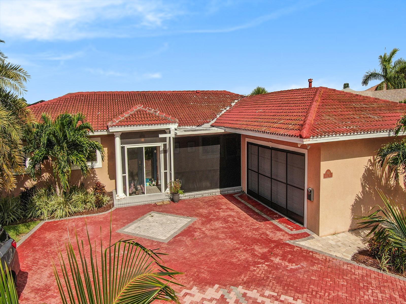 1818 DOLPHIN BLVD S, ST PETERSBURG, FL, 33707