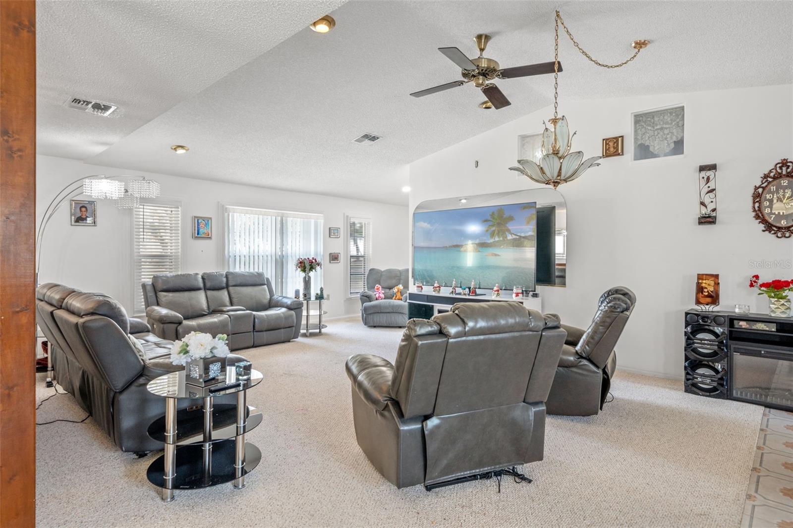 18801 ORANGE HILL DR, HUDSON, FL, 34667
