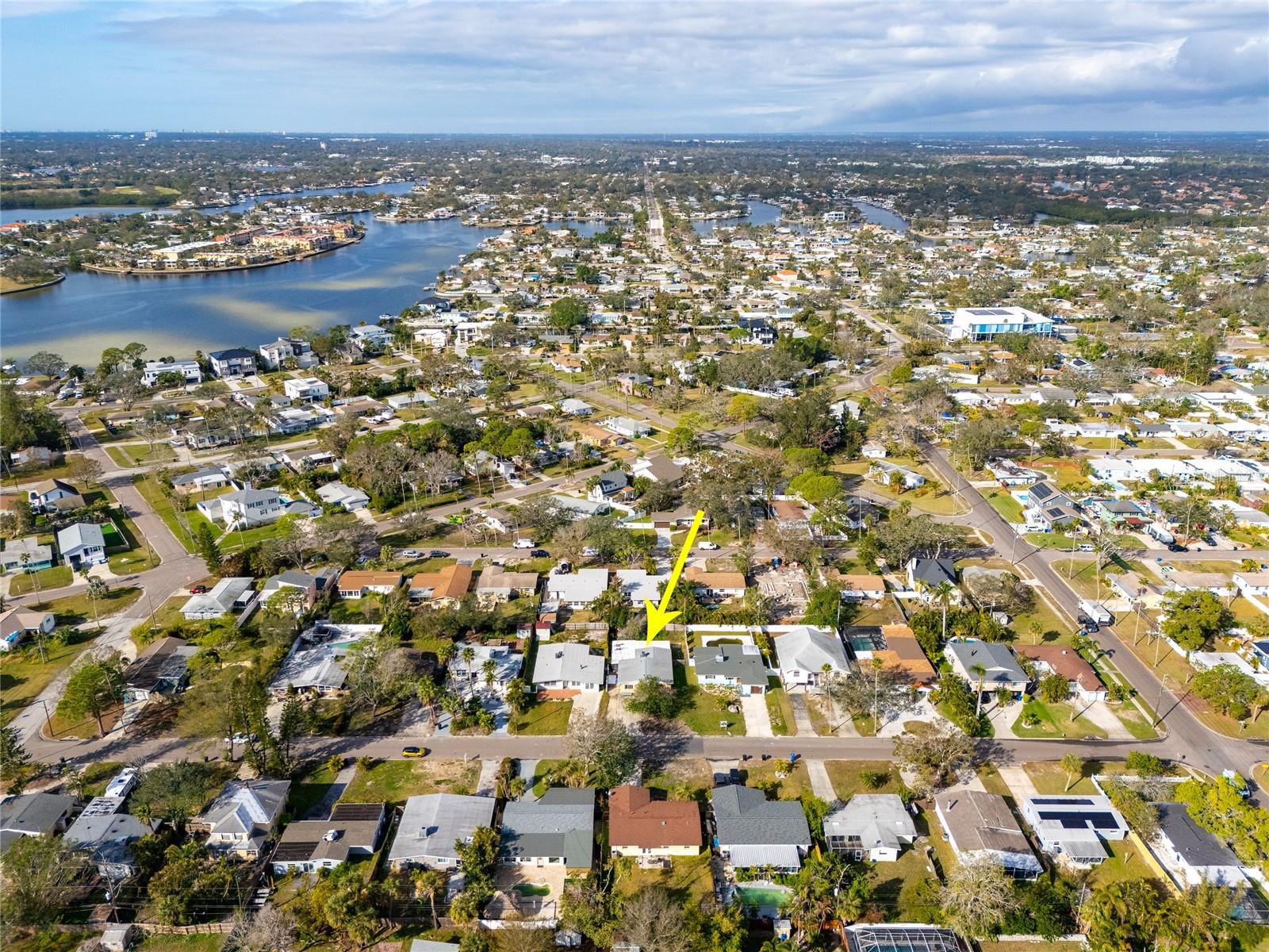 4000 HUNTINGTON ST NE, ST PETERSBURG, FL, 33703
