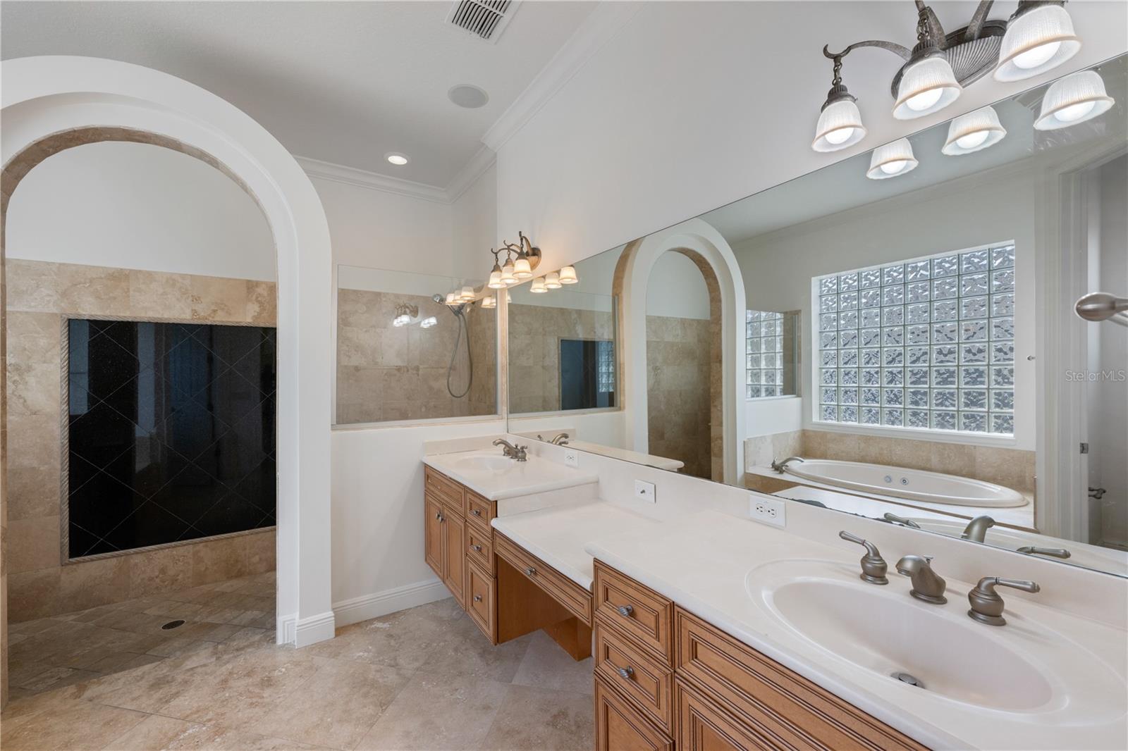 8625 SPINDLETOP DR, ORLANDO, FL, 32819