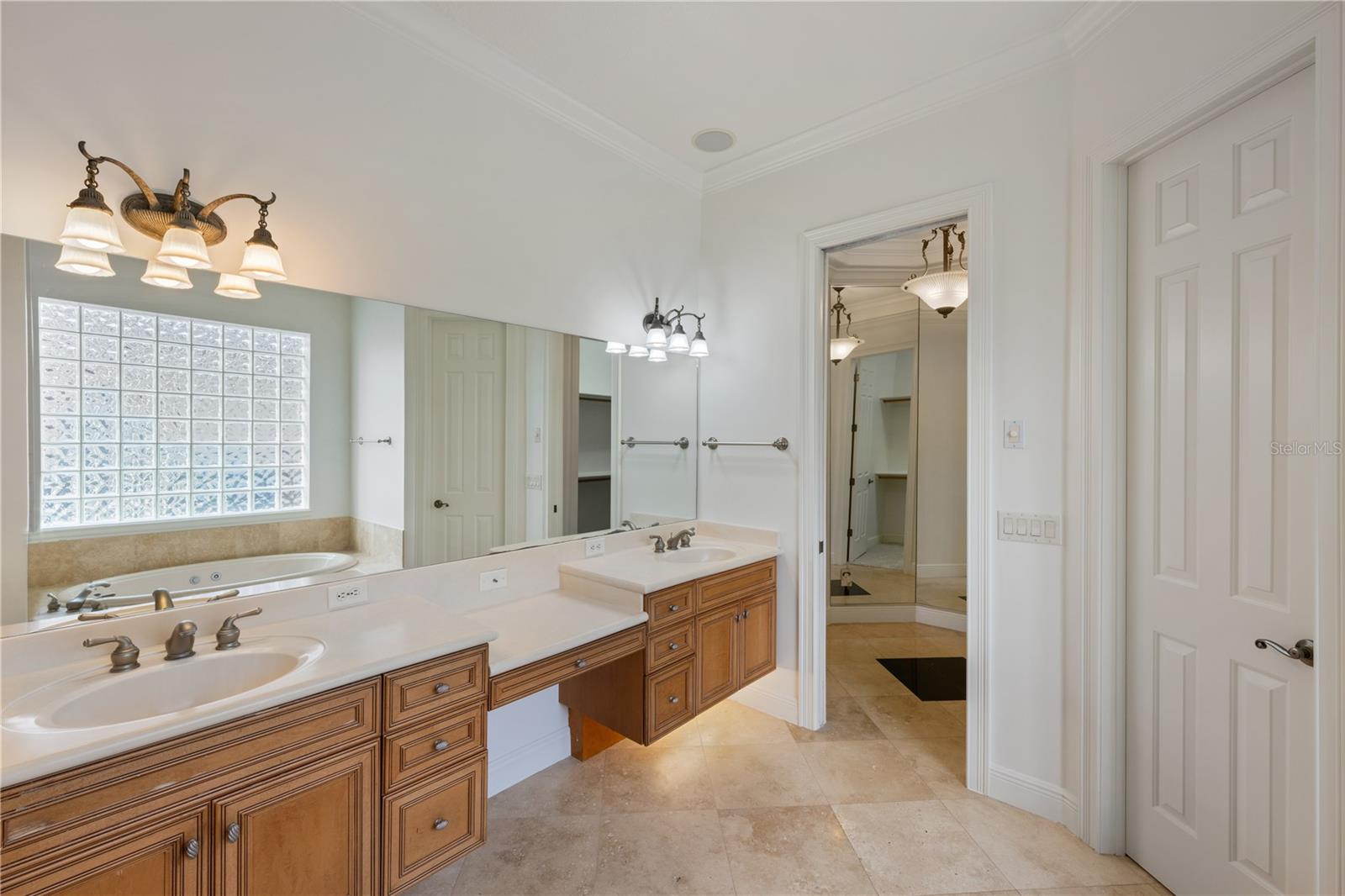 8625 SPINDLETOP DR, ORLANDO, FL, 32819
